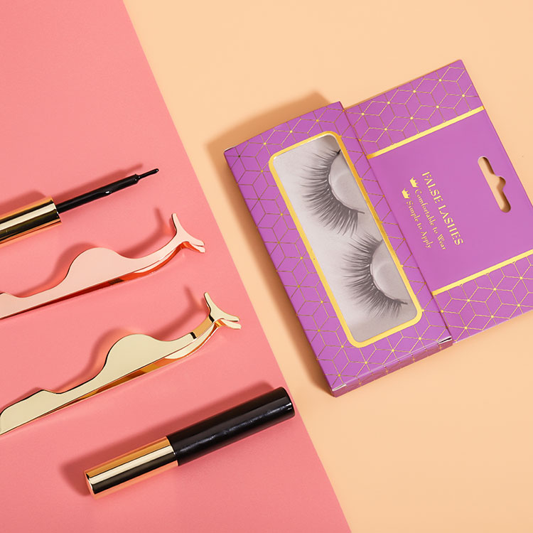 लॅश एक्स्टेंशन्ससाठी कमी-संवेदनशीलता रिमूव्हर कसे निवडावे: घटकांसाठी मार्गदर्शक